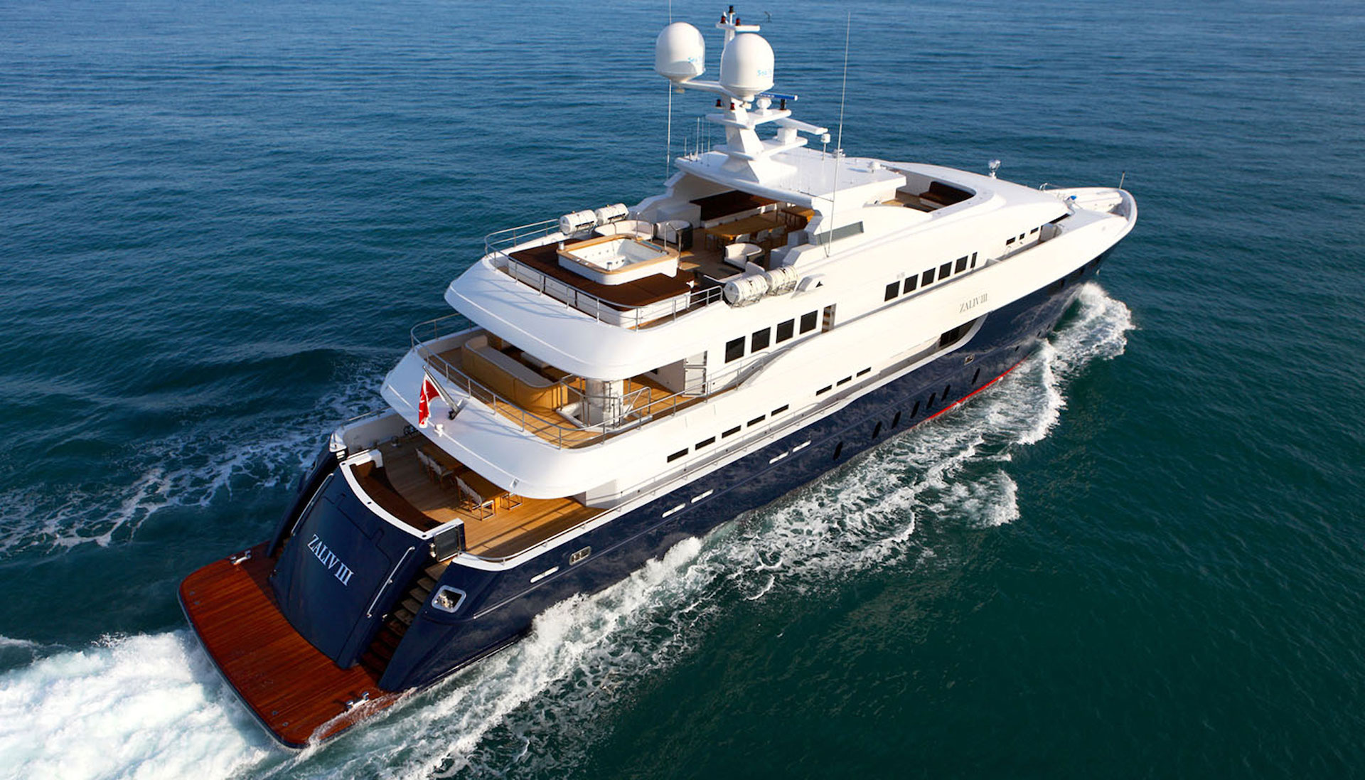 zaliv iii yacht owner